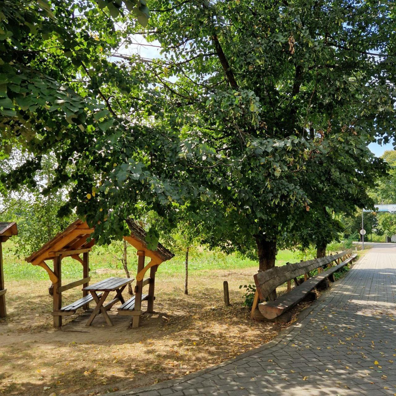 Hotel Helikon Yanoshi Dış mekan fotoğraf